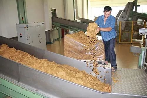 煙草加工異味廢氣危害大，快速除臭就用Dejing的凈除臭劑！.jpg