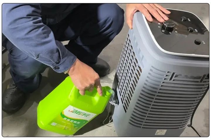 橡膠配件加工廠氣味難聞，傷害人體；廢氣除臭用Dejing的凈?！.jpg